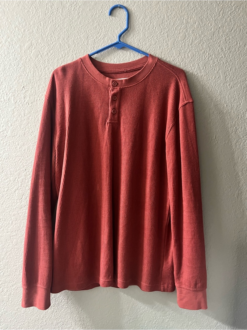 Goodfellow & Co Rust Red Ribbed Henley Long-Sleeve Shirt